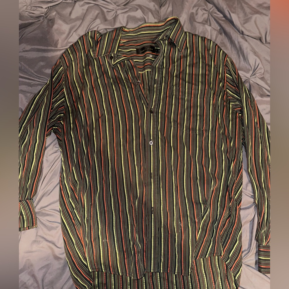 Men’s strip shirt